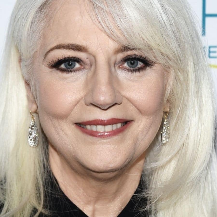 How tall is Cynthia Germanotta